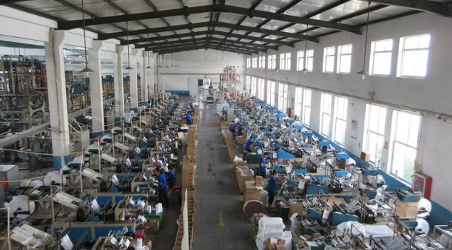 Weifanghongcheng New MATERIALS Co., Ltd. ligne de production en usine