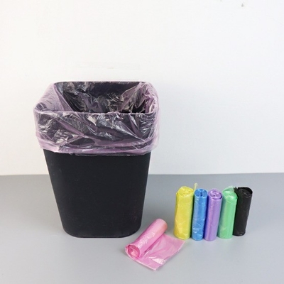 Sacs à ordures biodégradables d'épaisseur comprise entre 5 et 80 microns pour l'élimination durable des déchets