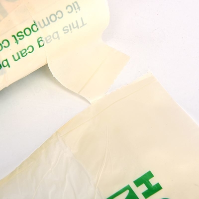 100% biodégradables, compostables, sacs de t-shirts à rouleaux pour la collecte des déchets