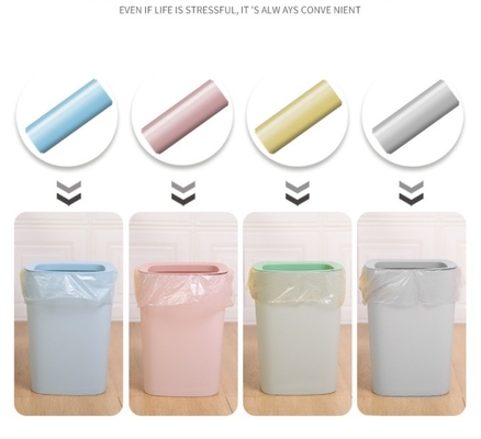Sacs à ordures colorés et clairs en relief pour la cuisine du bureau à domicile