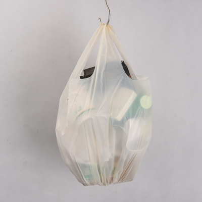 Des sacs à main de taille personnalisée en beige fabriqués avec des matériaux écologiques