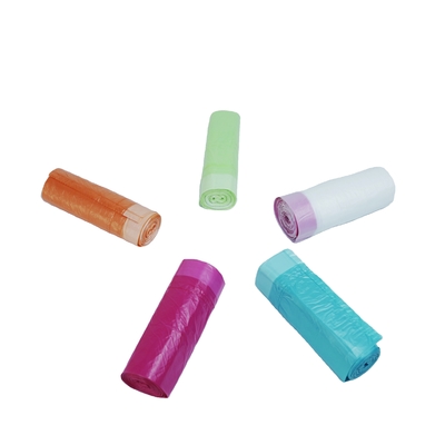 Sacs à ordures en plastique biodégradable et compostable sur rouleau avec échantillons disponibles