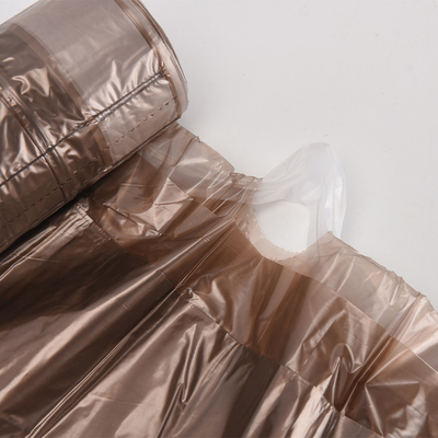 Sacs à ordures en plastique en noir