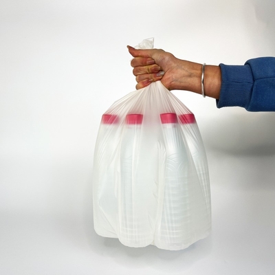 Sacs de T-shirts biodégradables sur rouleau fabriqués à partir de matériaux PBAT pour des emballages écologiques