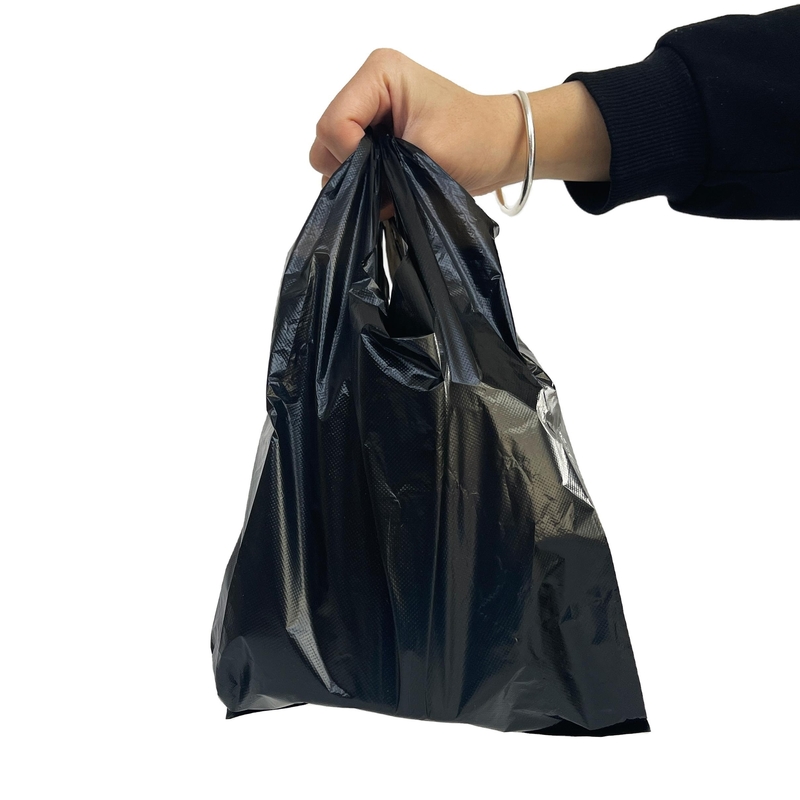Logo directement personnalisé HDPE sac de T-shirt en plastique noir pour le supermarché